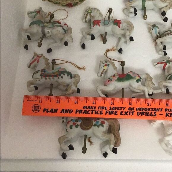 Vintage set of carousel horse, one rocking horse statue, nine carousel horse orn - Picture 2 of 7